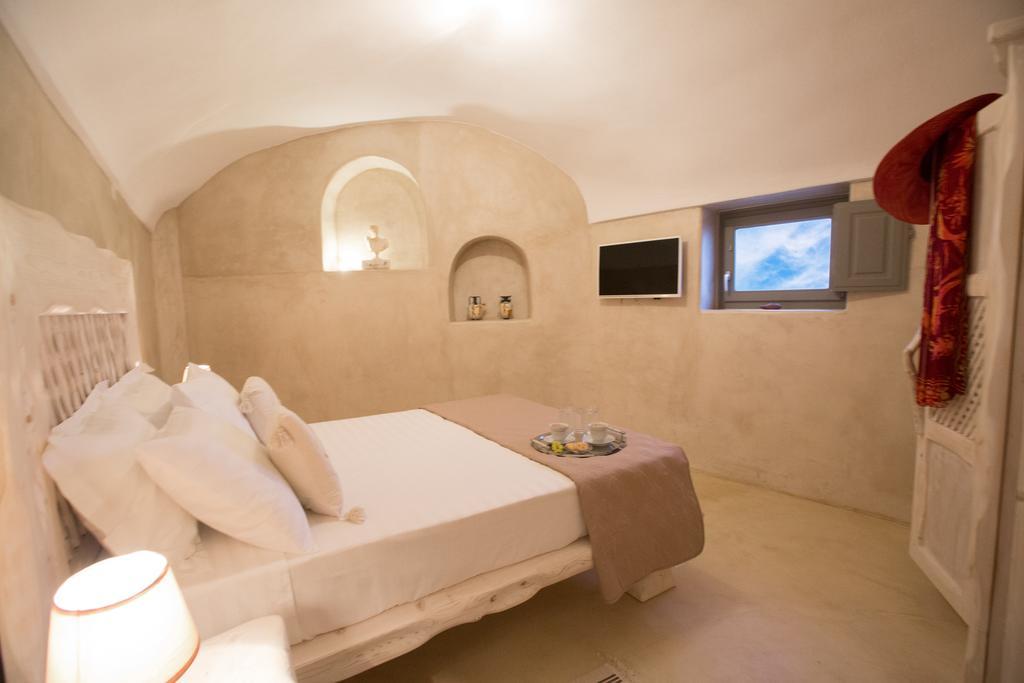 Love Nest With Hot Tub, Hammam & Outdoor Cinema Akrotírion Exterior foto